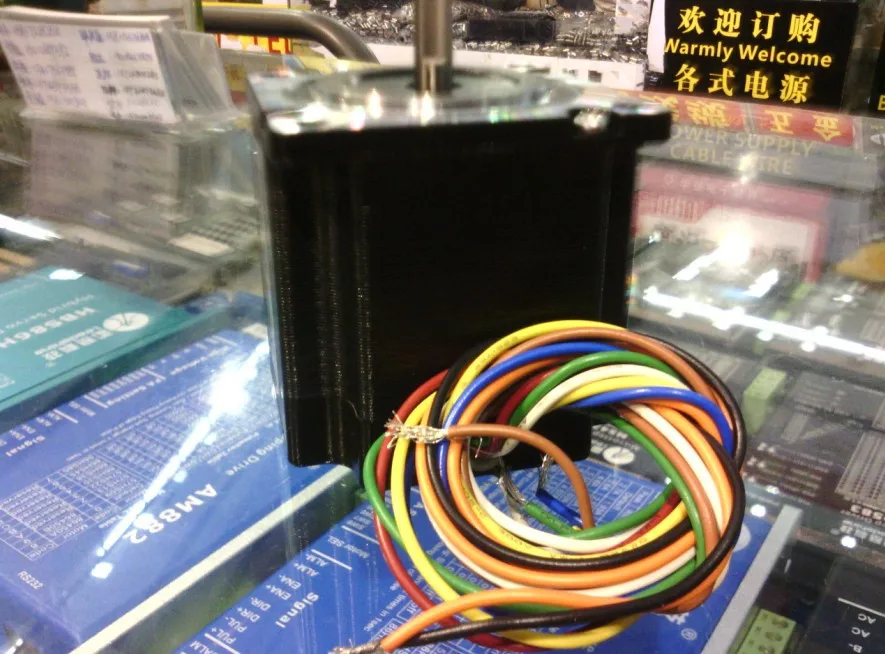 Новый двухфазный гибридный шаговый двигатель 57HS09 имеет 8 выводов/ток/фазу