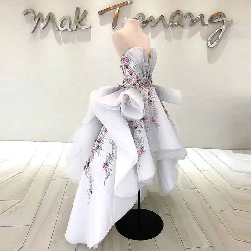 

Hippie Style Chic Prom Gowns 2019 New Asymmetrical Ruffles Fashion Evening Wear Eye-Catching Appliqued Formal Dress Custom Made