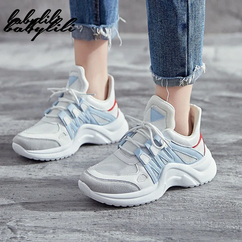 Женская обувь на платформе удобные дышащие кроссовки толстой подошве весна