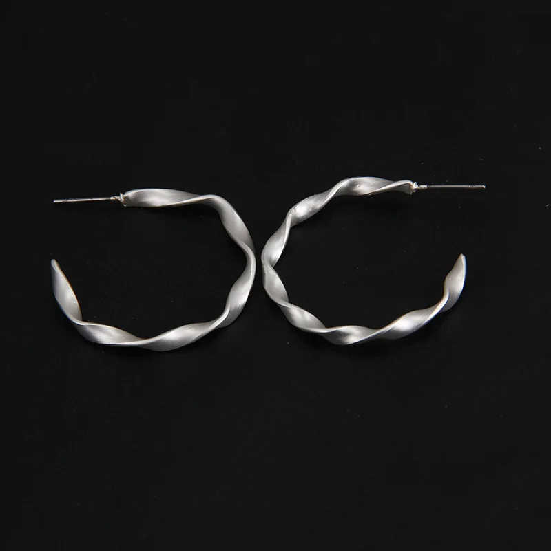 C1922-silver Новые модные серьги с простым модельным кольцом для ушей, ювелирные изделия оптом, женские индивидуальные круглые серьги, костюм-ювелирные изделия-серьги - Окраска металла: C1922-silver