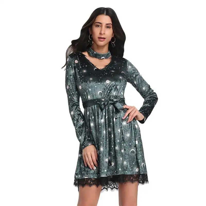 Женское велюровое платье чокер с кружевным поясом и принтом луны звезд