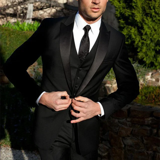 

Silver Grey Men's Gentleman Style Groom Wear Wedding Dress Luxury Grooms Groomsmen Dress Custom Wedding Luxury Men's Dress