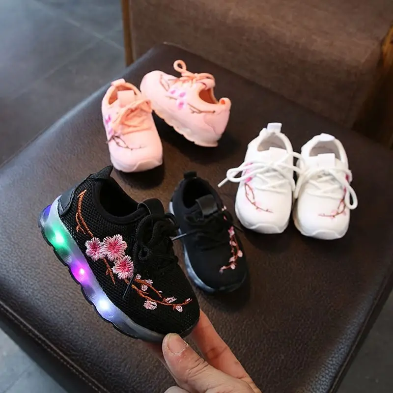 Детская обувь для девочек и мальчиков светящиеся туфли 2018 повседневные