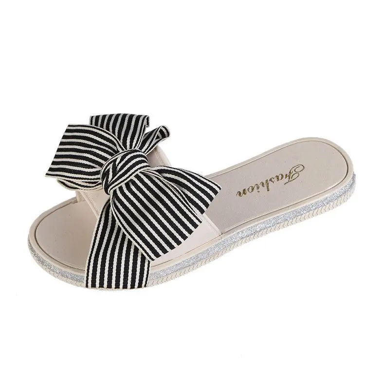 Модные шлепанцы для отдыха женские на плоской подошве летняя повседневная