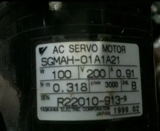 

Servo motor SGMAH-01A1A21 , 90% appearance new ; 3 months warranty ; in stock, fast delivery