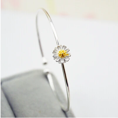 

2016 New arrival hot sell fashion cute marguerite flower 925 sterling silver ladies`adjustable size bangles jewelry gift