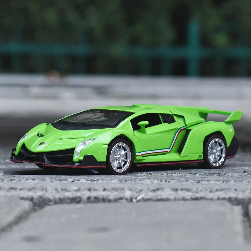 1:32 литая модель автомобиля из сплава с электрозвуком светильник Детская игрушки