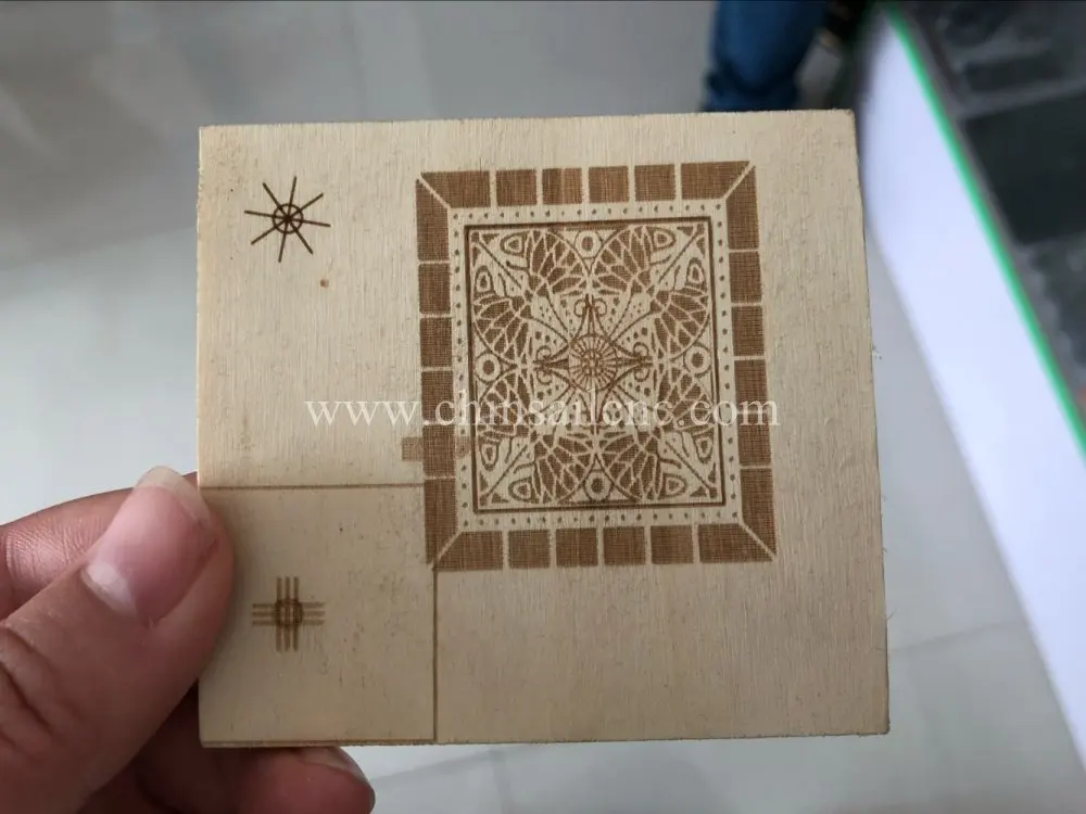 Исправная 20 Вт лазерная маркировочная машина для пластика из нержавеющей стали с