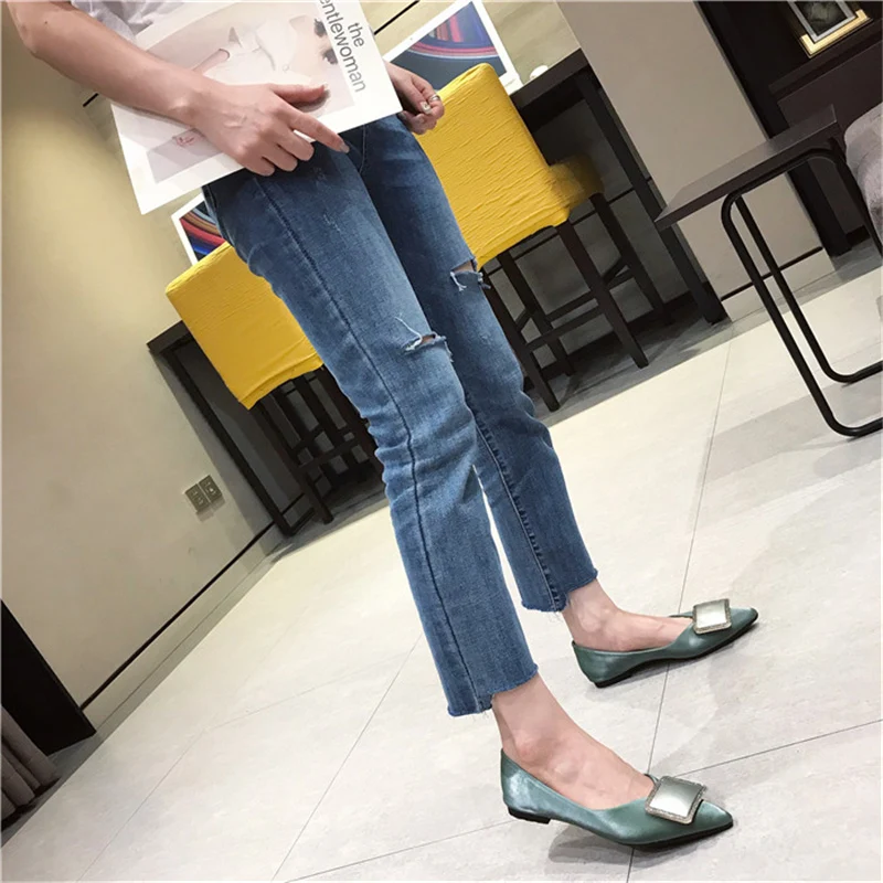 Новинка 2019 года сезон весна-лето женские балетки на плоской подошве с зелеными