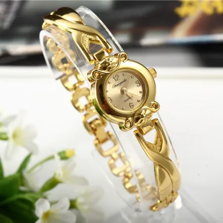 Women Bracelet Watch Mujer Golden Relojes Small Dial Quartz leisure Watch Popular Wristwatch Hour female ladies elegant watches 2