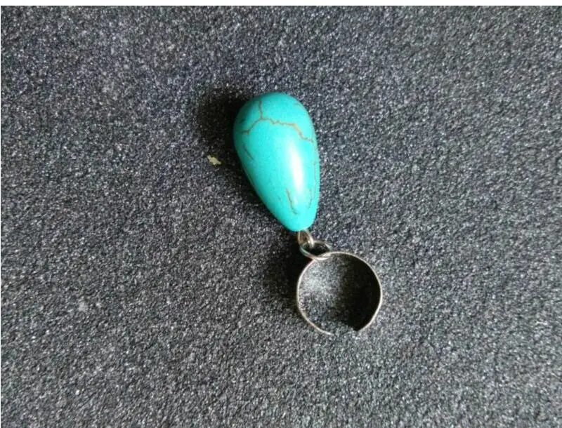 Клипса для ушей EY231 винтажная Геометрическая с голубым камнем без отверстия