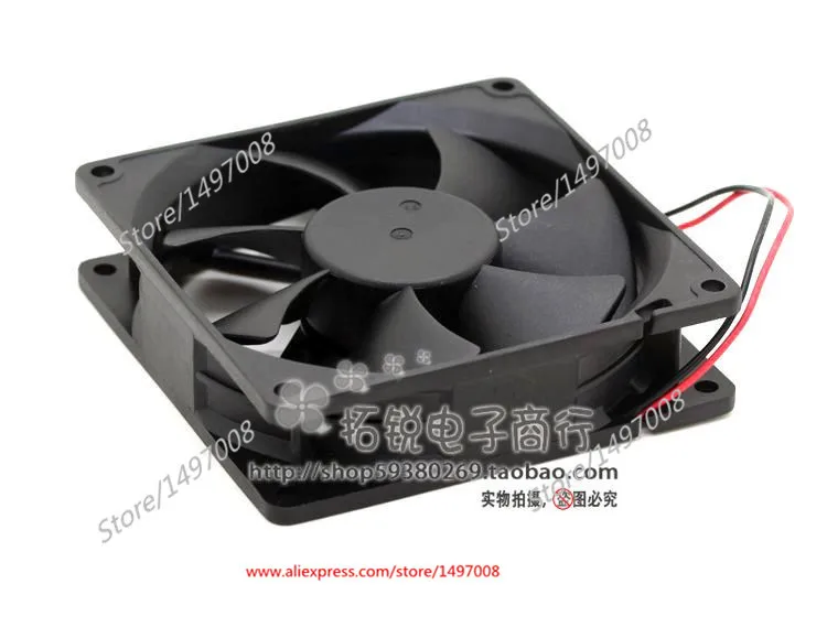 Охлаждающий вентилятор для сервера ADDA AD0924UB-A71GL S DC 12V 0.21A 92x92x25 мм