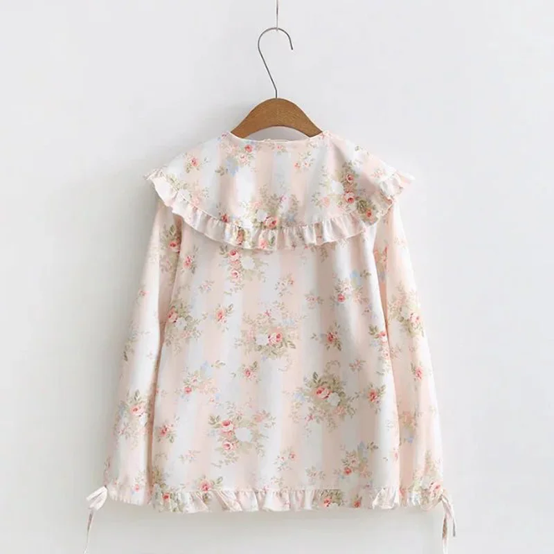 Фото WXCTEAM Casual Women Blouse Vintage Mori Girl Floral Flower Print Shirt Peter Pan Collar Female Lolita Harajuku Chiffon WXCTEAM Casual Women Blouse Vintage Mori Girl Floral Flower Print Shirt Peter Pan Collar Female Lolita Harajuku Chiffon