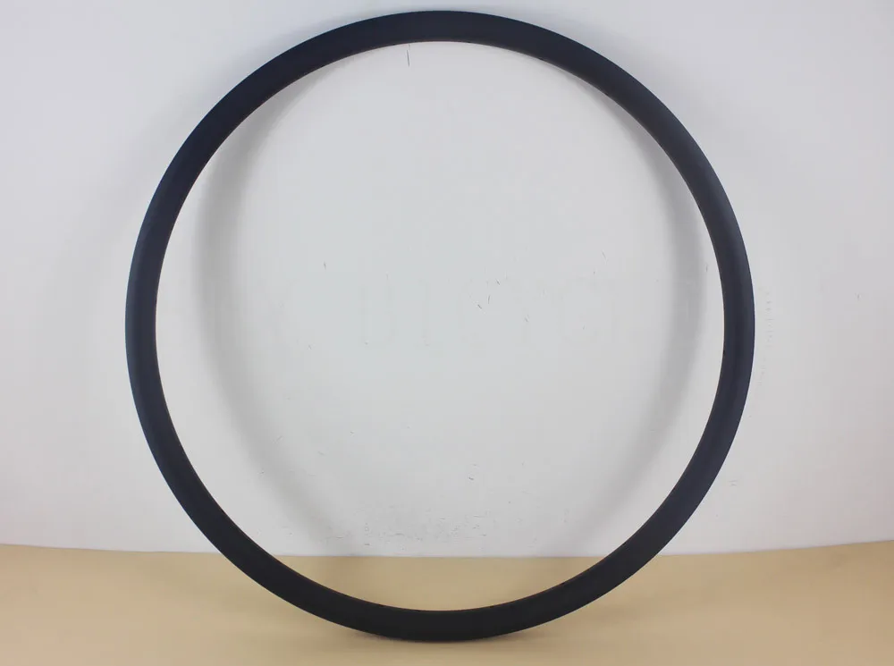 Матовое колесо для горного велосипеда диаметром 30 мм глубиной 25 24 Отверстия |