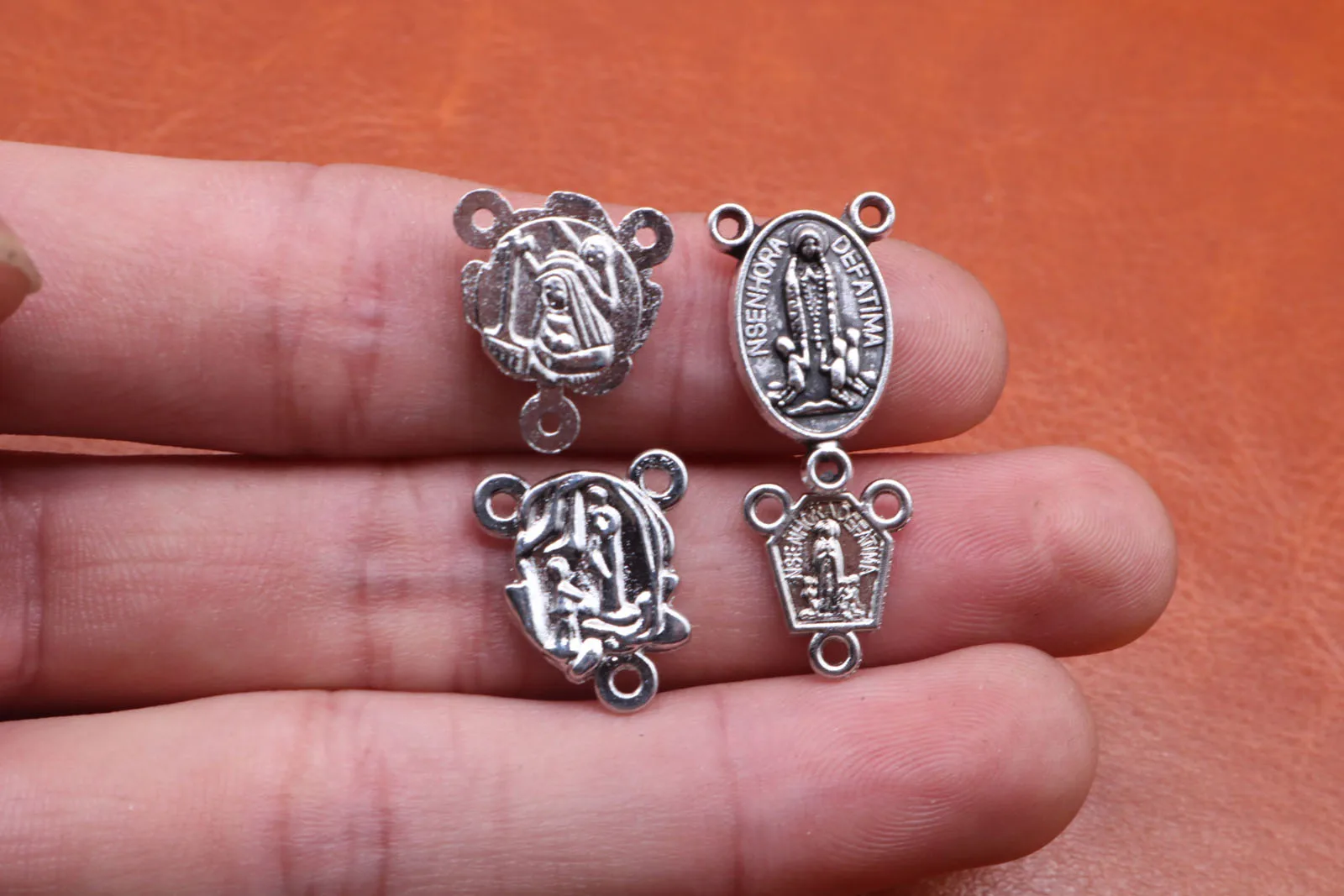 Религиозные ювелирные изделия оптовая продажа 20 штук цинковый сплав Иисуса