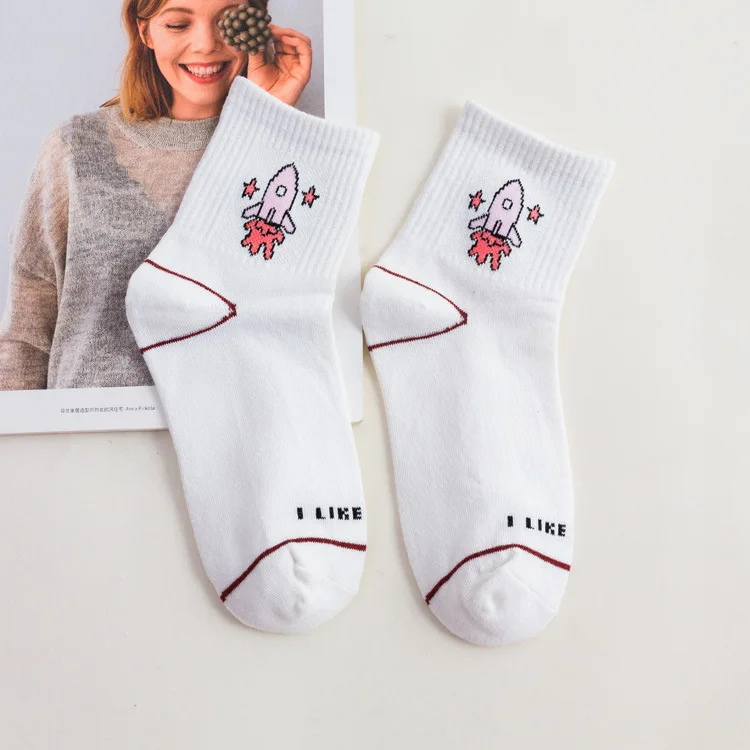 Jeseca Cartoon Animal Cute Short Socks for Women Harajuku Vintage Streetwear Ankle Sox Cotton Soft Japanese Kawaii Students Sock - Цвет: rocket