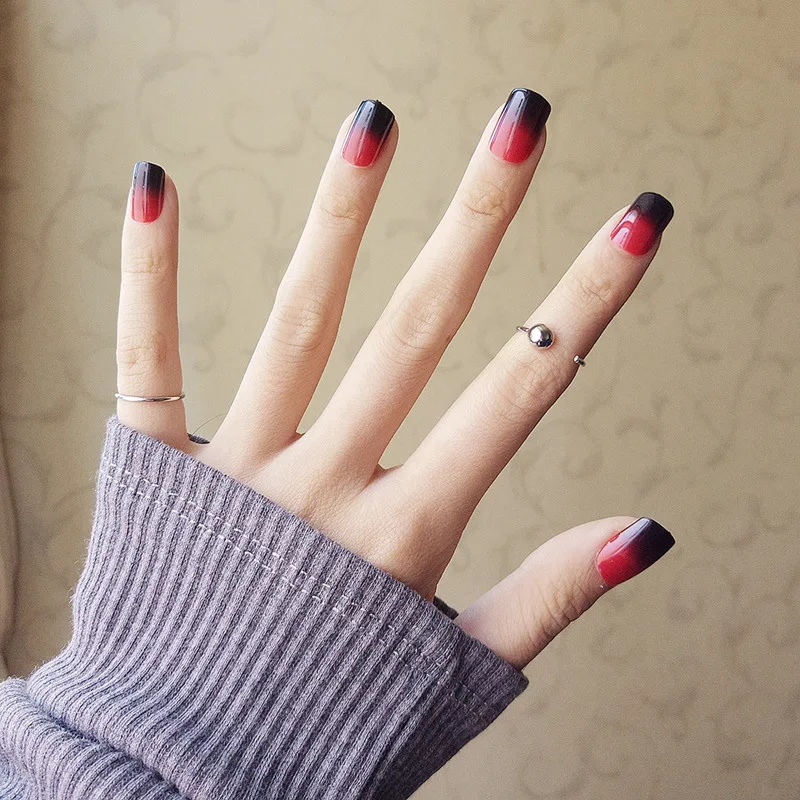 Простые градиентные накладные ногти с квадратной головкой полностью готовые