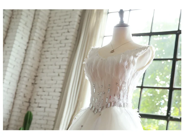 Robe de soiree Белое Бальное Платье на шнуровке платье-принцесса для выпускного вечера vestido de festa перо короткий букет Выпускные платья вечернее платье