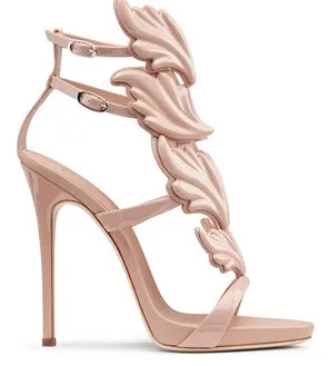 Оптовая продажа кожаные сандалии с крыльями золотого и металлического цвета