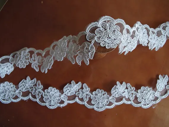 

5 yards Ivory Bridal Lace Ribbon Trim Applique for Costumes Dresses Trimmings CG003