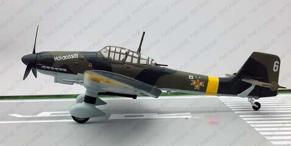 Вторую мировую войну Пособия по немецкому языку Ju87D Stuka румынские погружения бомбер 1943 1/72 не diecast easy model