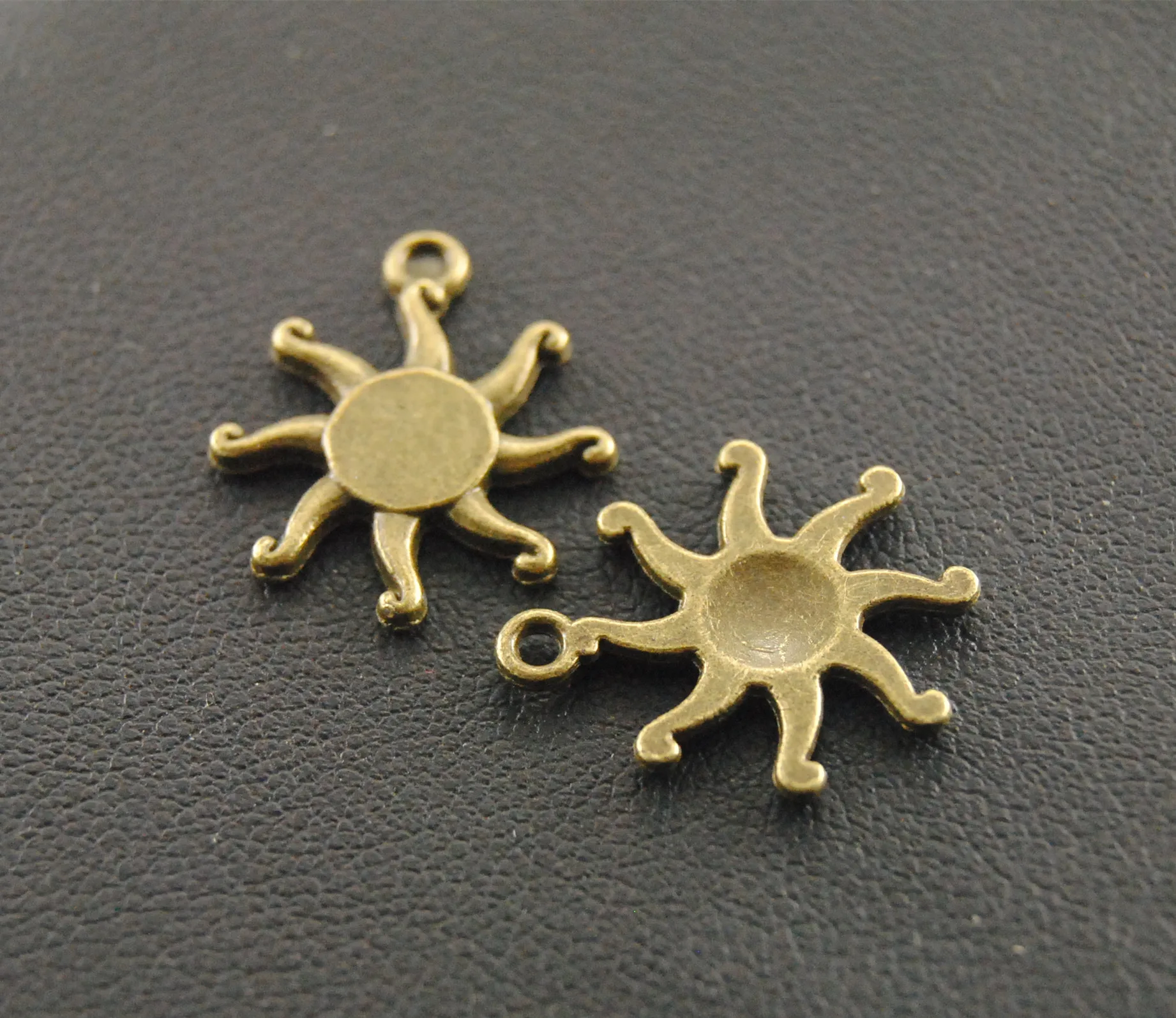 30 шт. Бронзовые Подвески для ювелирных изделий 19x17 мм|sun charm pendant|sun charmpendant charms |