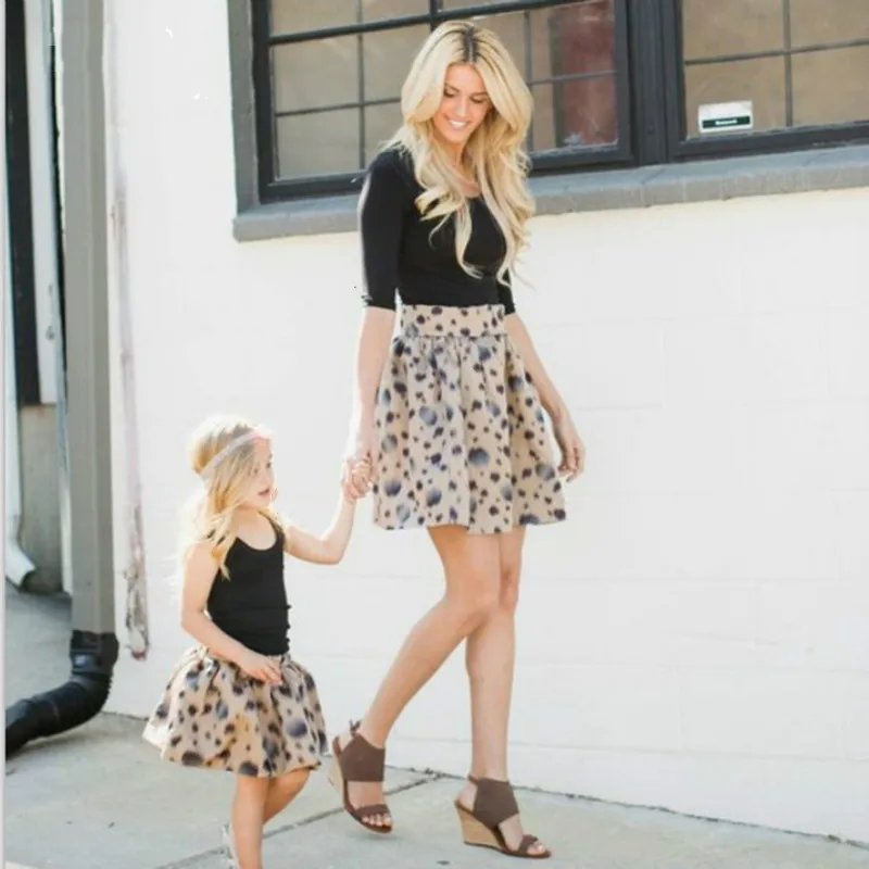 Летний стиль для мамы платье девочек ES одежда всей семьи мама и лепесток печатных