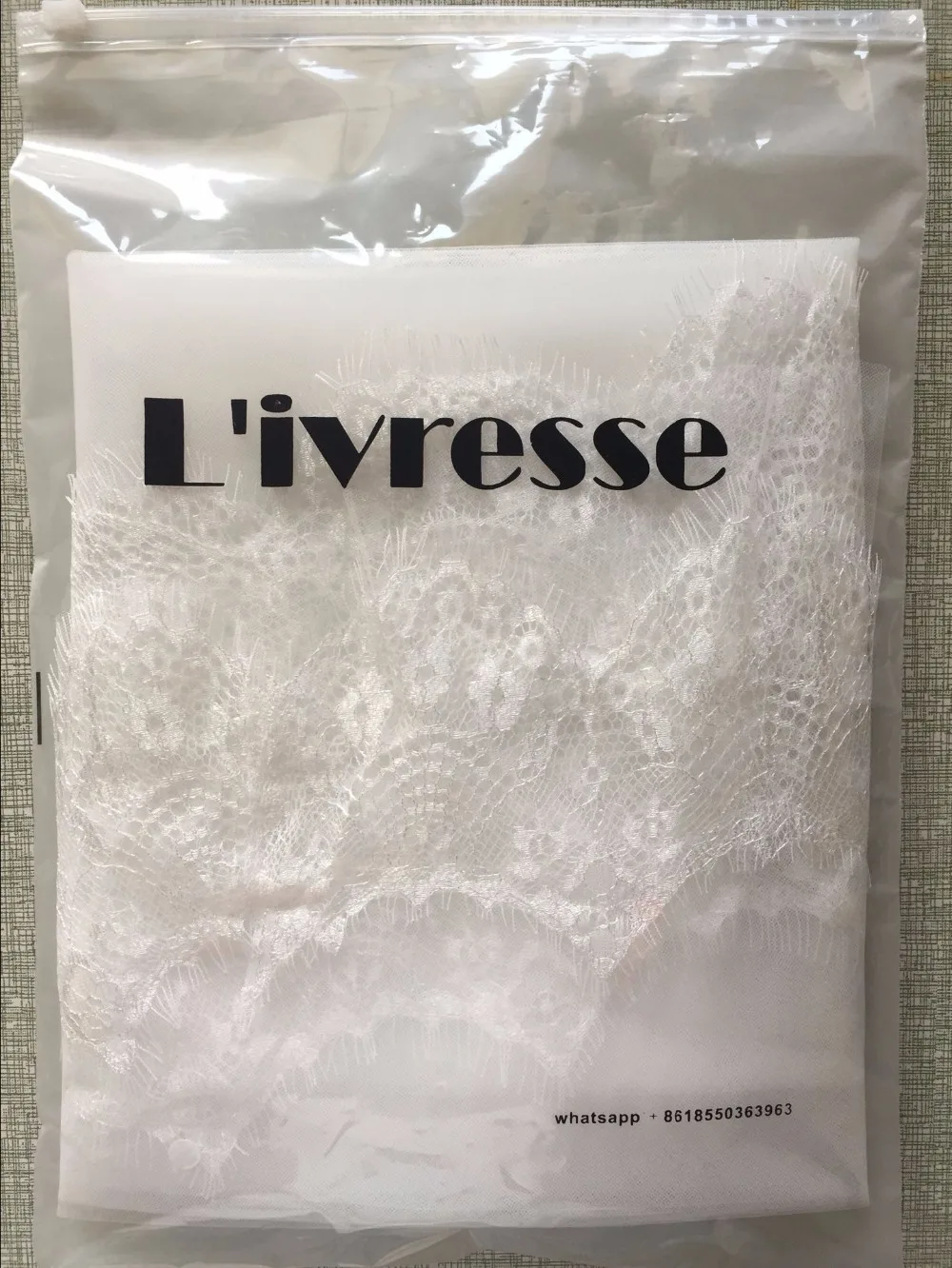 Новинка 2017 Элегантная короткая свадебная вуаль кружевная кромка один слой белая