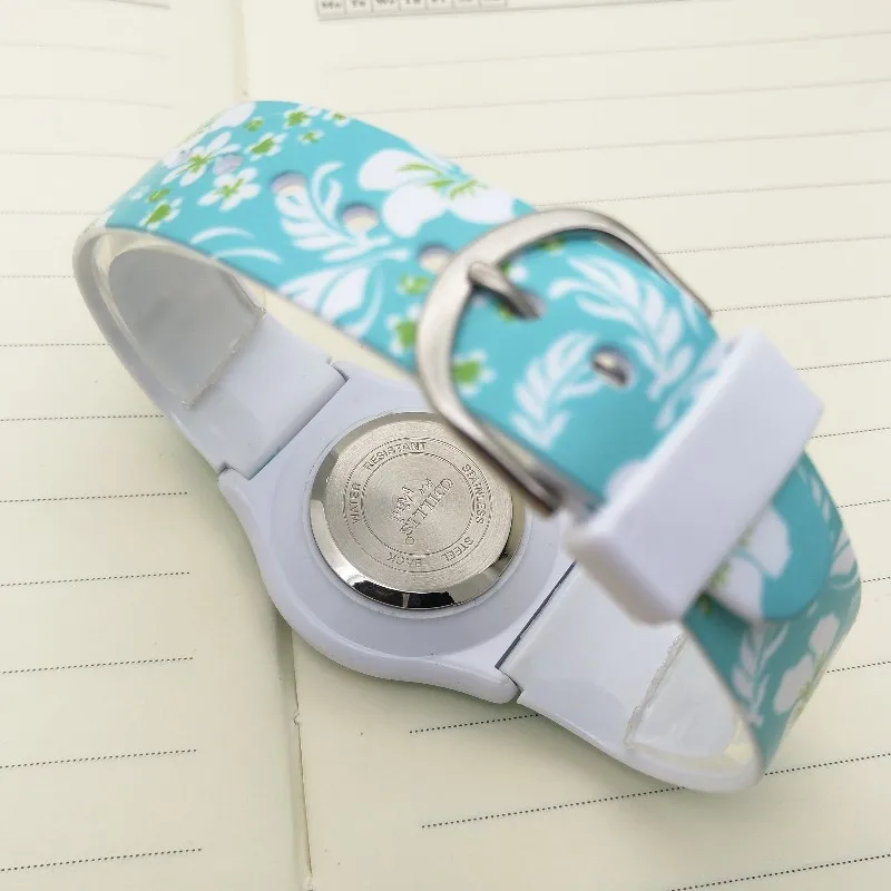 

New Fashion Simple Transparent Quartz Watches Waterproof Silicone Watch For Students Water Resistant Children Analog Wristwatch