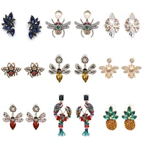 wholesale jujia womens fashion bee crystal stud earrings brand sweet party rhinestone ear stud for girl brincos bijoux