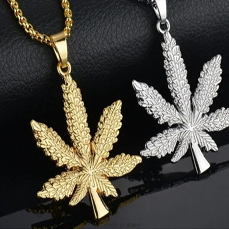 

2018 New Trendy Gold Silver Plated Cannabiss Small Weed Herb Charm Necklace Maple Leaf Pendant Necklace Hip Hop Wholesale