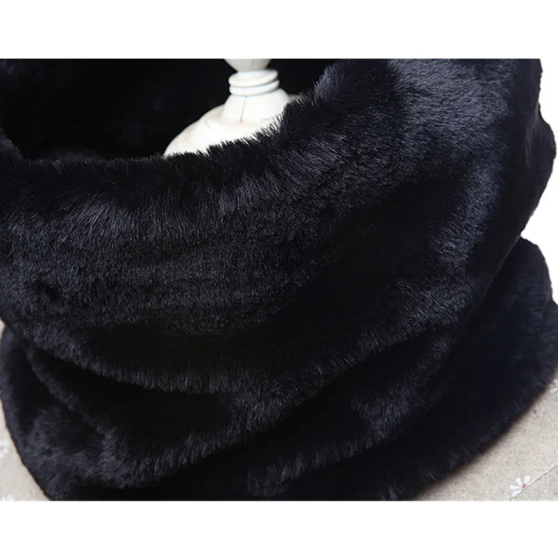 Женский зимний шарф из искусственного меха двусторонний теплый с коротким