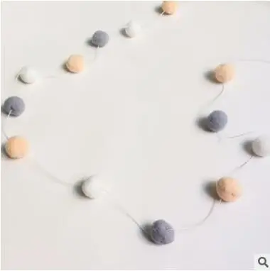 white light-yellow g 2 м фетровые шерстяные шары настенный реквизит-украшение DIY Ручная работа безделушка Ловец снов колокольчики для детской комнаты мороженое гирлянда - Цвет: white light-yellow g