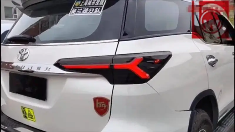 Автомобильный Стайлинг задний фонарь fro Toyota Fortuner светодиодный фонарь- Fortuner задние дневные ходовые огни тормозные автомобильные аксессуары
