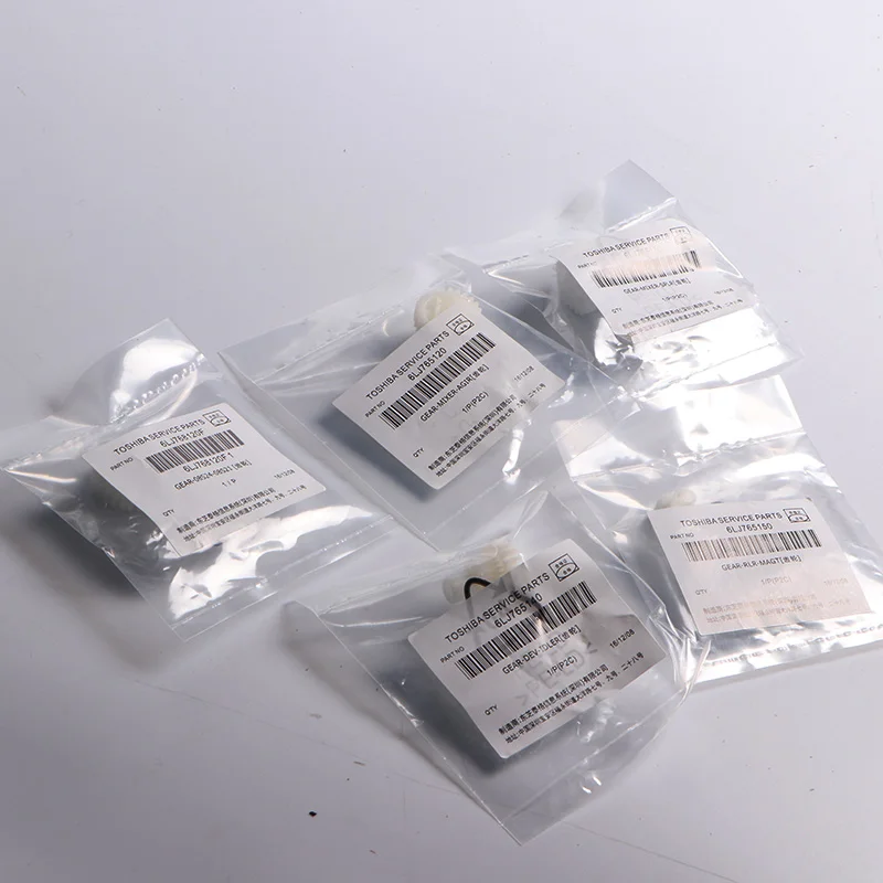 

6LJ765120 6LJ765130 6LJ765140 6LJ765150 6LJ768120 5Sets New Developer Gear KIT for Toshiba 2006 2306 2506 2505 2307 2507