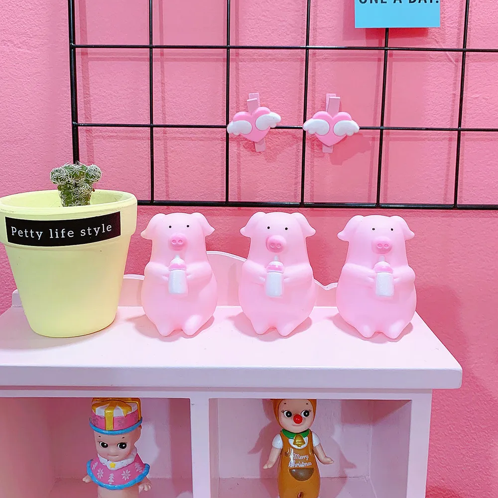 Кукла-поросенок розовая с рисунками из мультфильмов | Игрушки и хобби