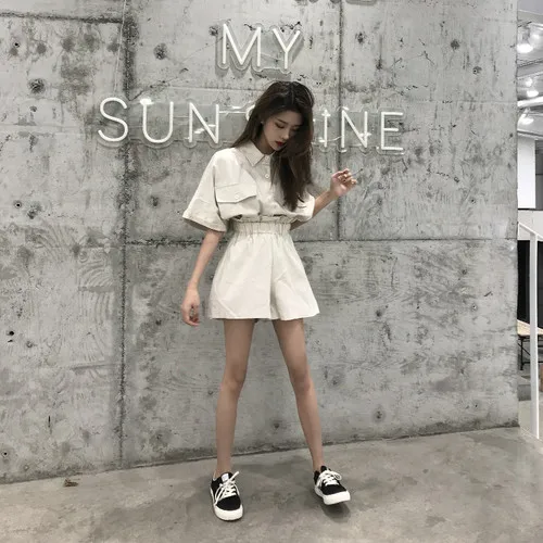 Однобортные шорты без рукавов с воротником и поясом на резинке в шикарном стиле