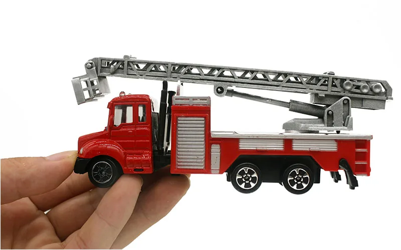 1: 64 мини-игрушки, модели автомобилей, сплав, пластик, пожарная машина, Инженерная модель автомобиля, стенд, подарок для детей(Д: Ш: В) 17: 4: 8 см