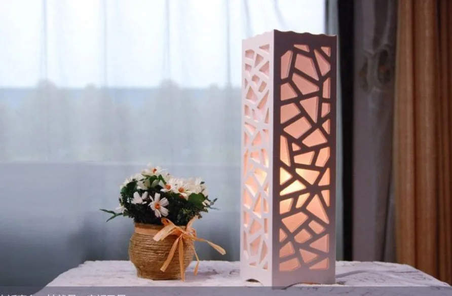 Винтажная настосветильник лампа E27 в стиле ретро дерево пластик деревенский