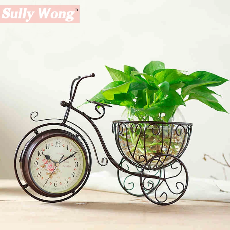 Sullywong Бесплатная Доставка Винтаж Утюг велосипед с корзиной настольные часы Тихая