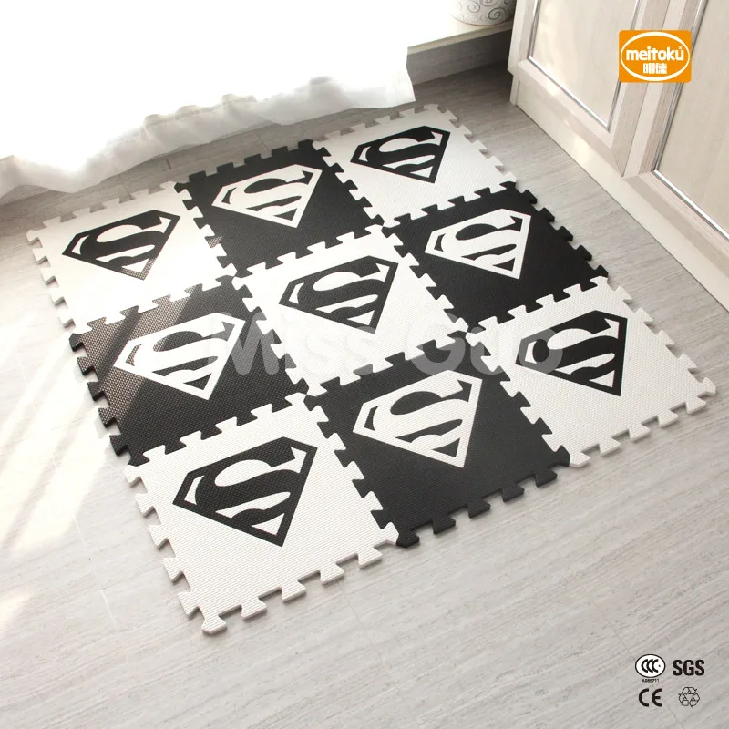 Meitoku baby EVA foam puzzle play mat/lot Interlocking Exercise floor mat per 30cmX30cm 1cmThick/ Superman/ /10pcs |