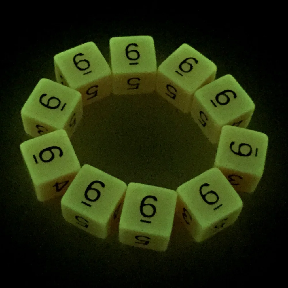 Набор кубиков Rollooo 10 светится в темноте D6 D &amp