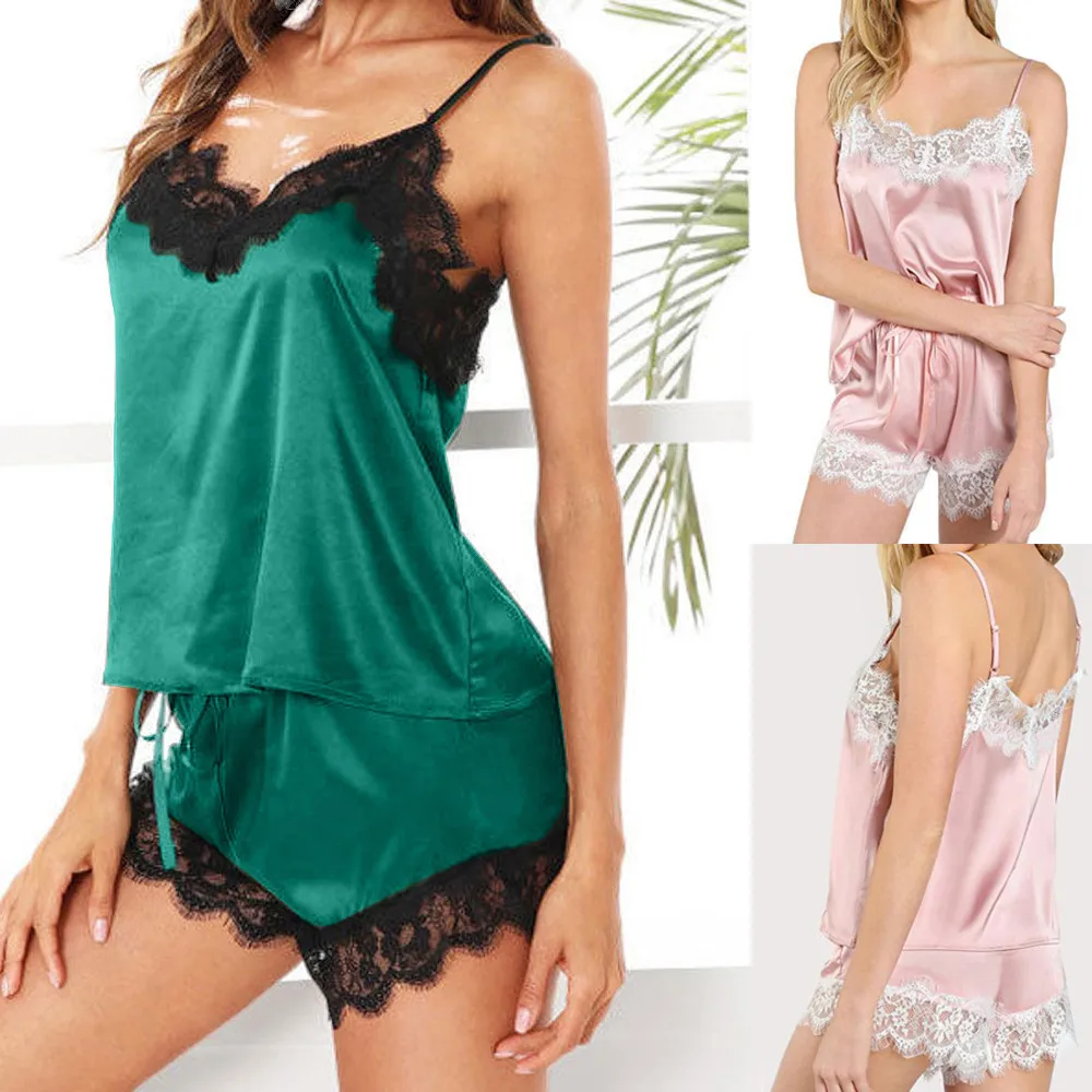 Пижама женская атласная с кружевной отделкой без рукавов на бретельках VB5 2020 |