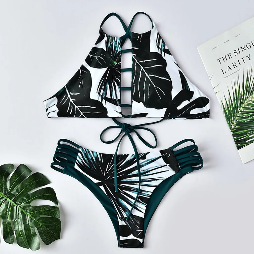 Женский сексуальный купальник с вырезами и принтом в виде черных листьев