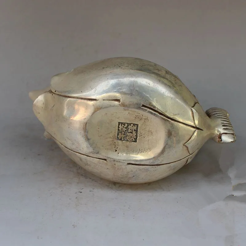 Архицированная статуя из белой меди|articles|flaskflask hip |