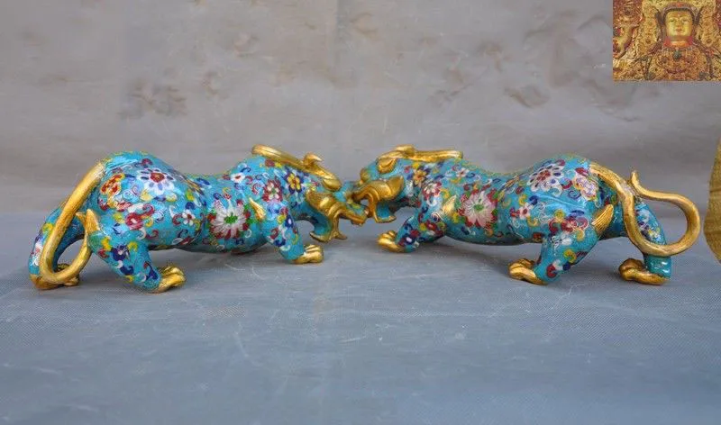 

christmas Old China Bronze Cloisonne enamel Gilt unicorn beast Brave troops Pixiu statue New Year