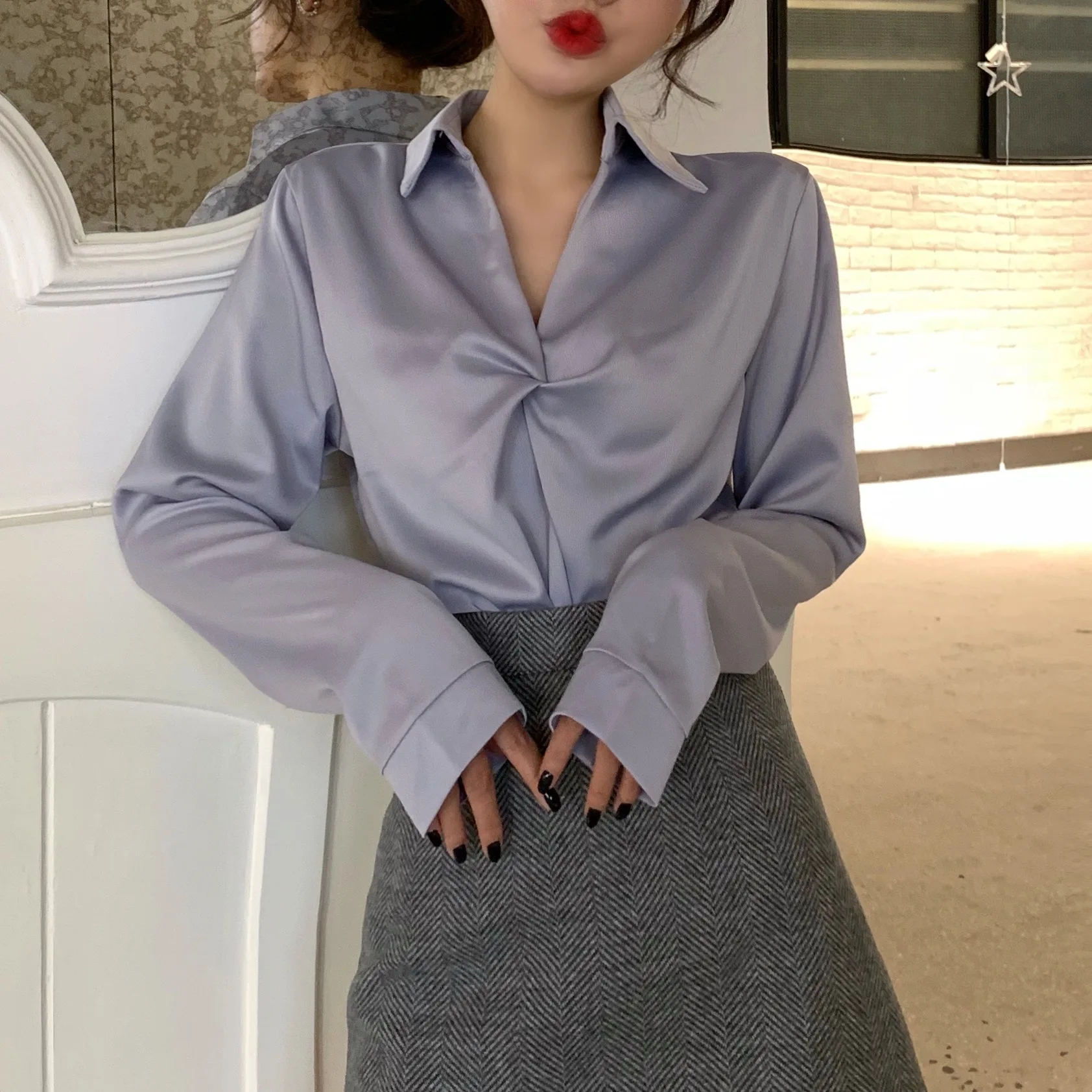 Женская атласная блузка с V образным вырезом длинным рукавом|Блузки| |