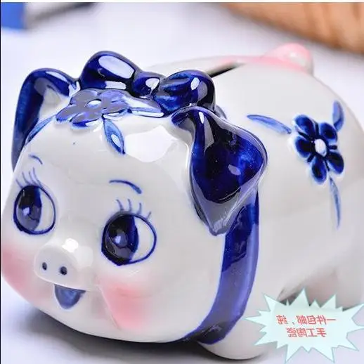 

Chao Meng Cute Blue and White Piggy Savings Cans Crafts Ceramic Savings Cans Gift Arrangements