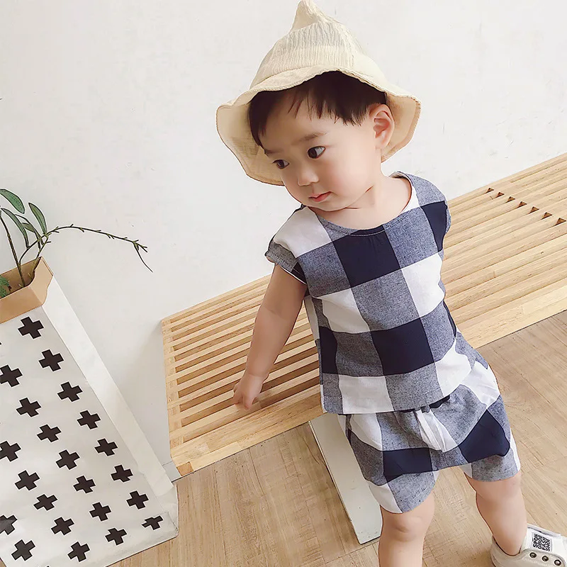 Летний новый корейский стиль в клетку для маленьких мальчиков комплект одежды