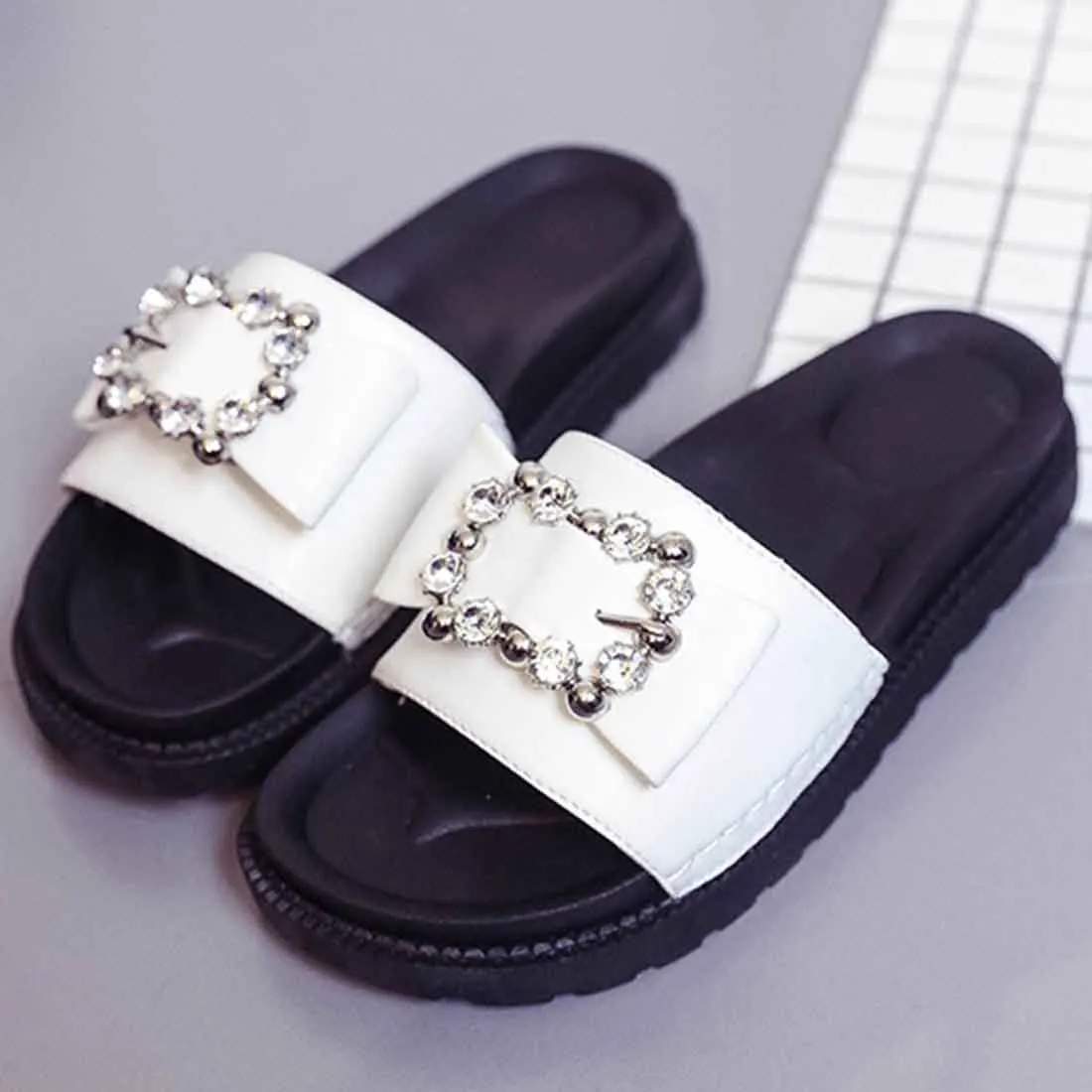 Женские новые модные летние открытый носок слипоны студентов бабочкой тапочки